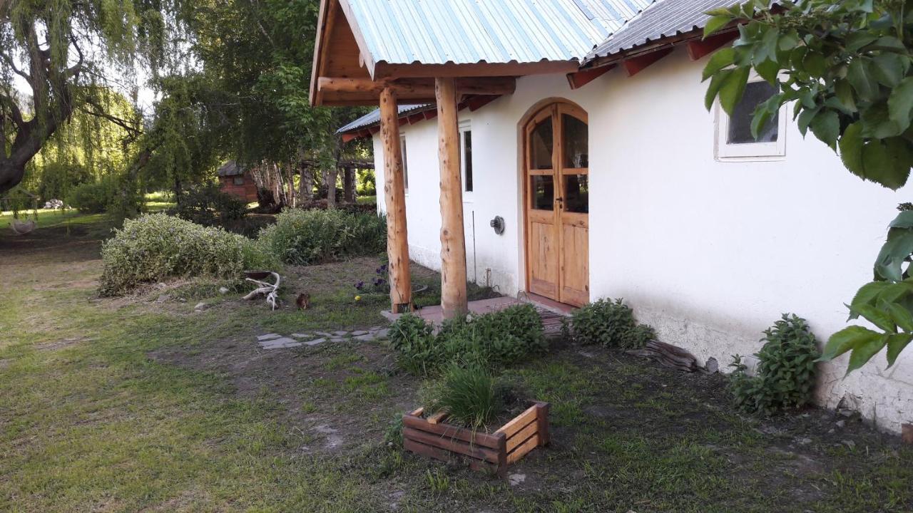 Hostel Lc Hoyo de Epuyén Eksteriør bilde