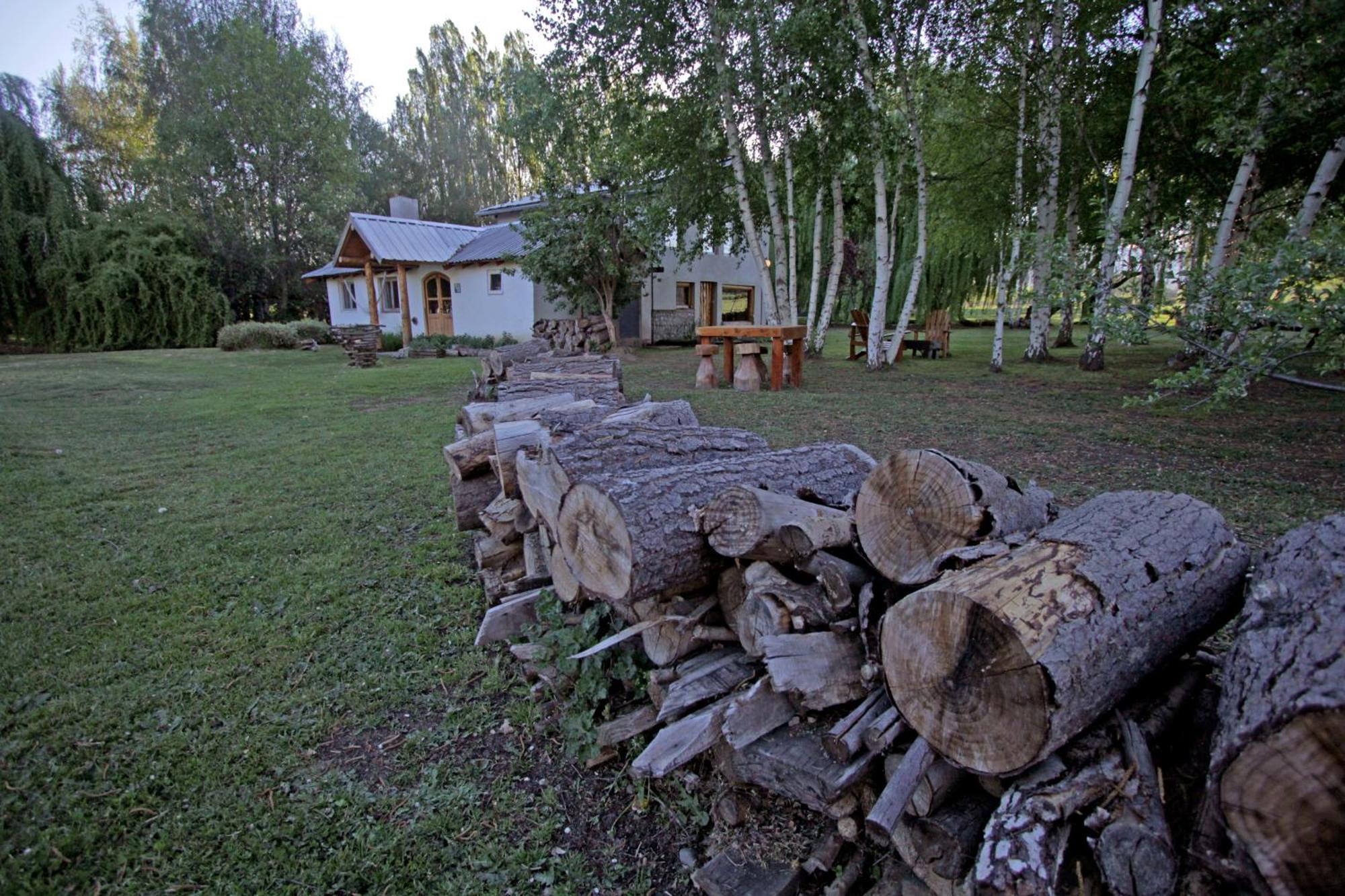 Hostel Lc Hoyo de Epuyén Eksteriør bilde