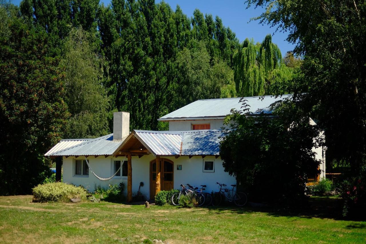 Hostel Lc Hoyo de Epuyén Eksteriør bilde
